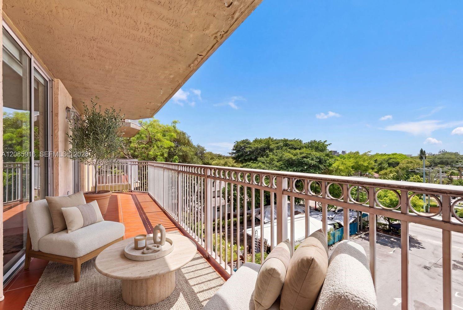 1650 Coral Way