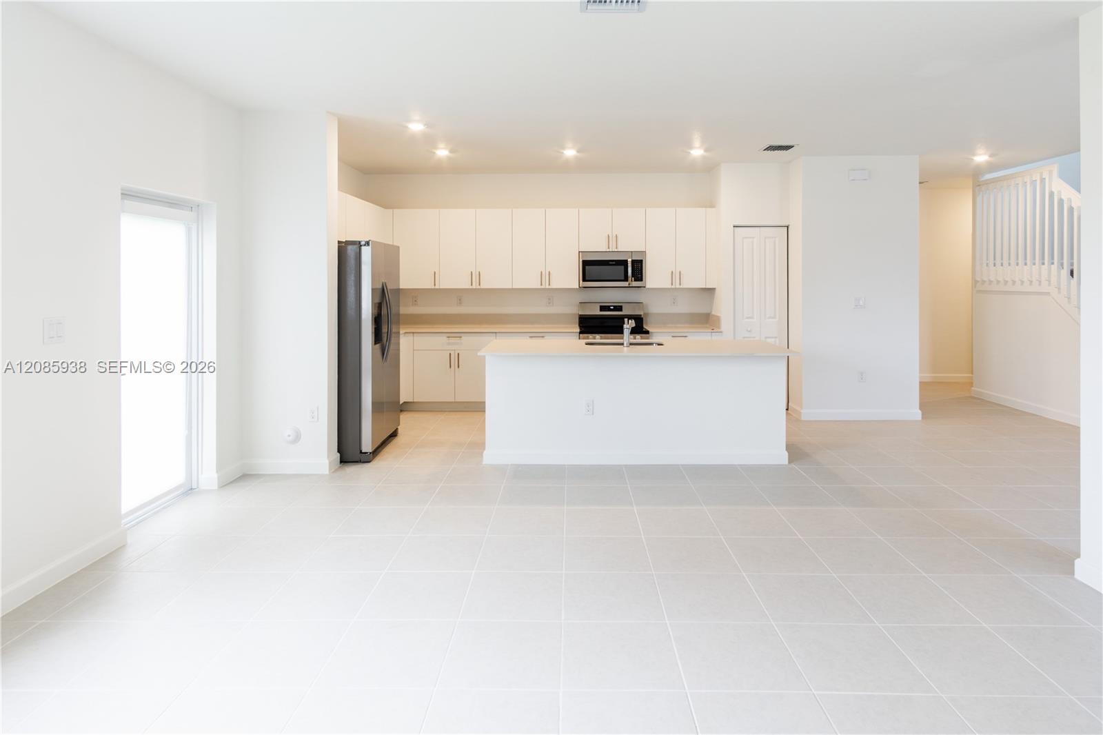2996 SE 25th Terrace