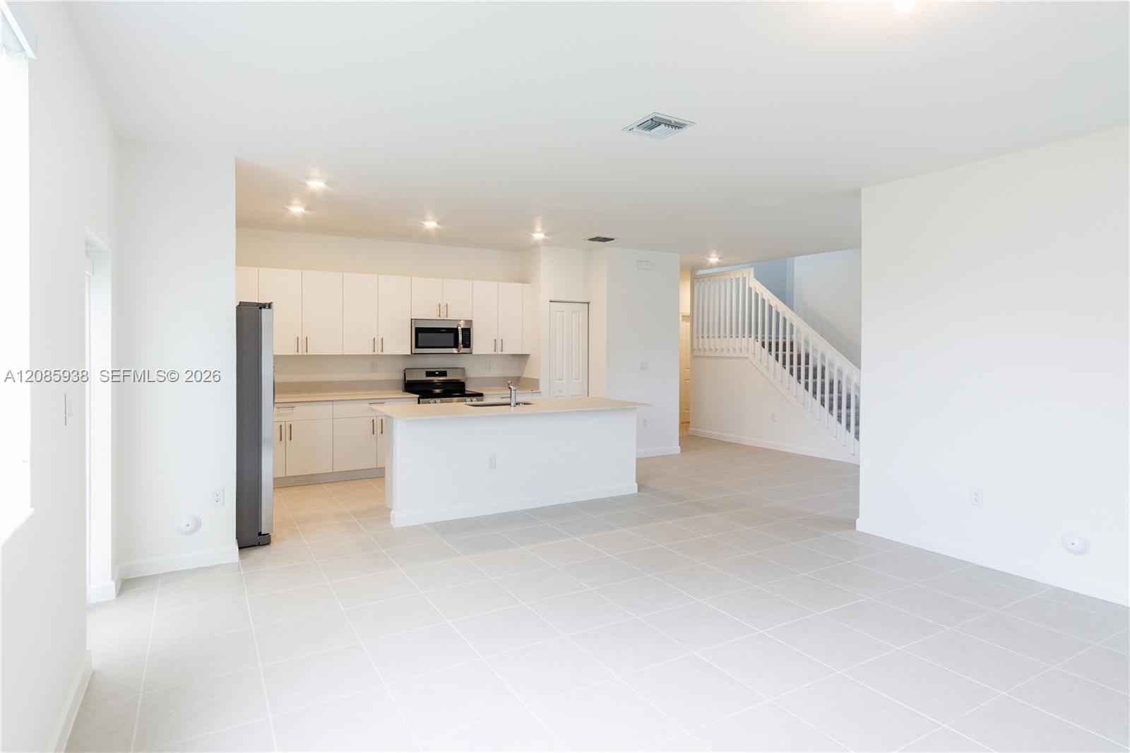 2996 SE 25th Terrace
