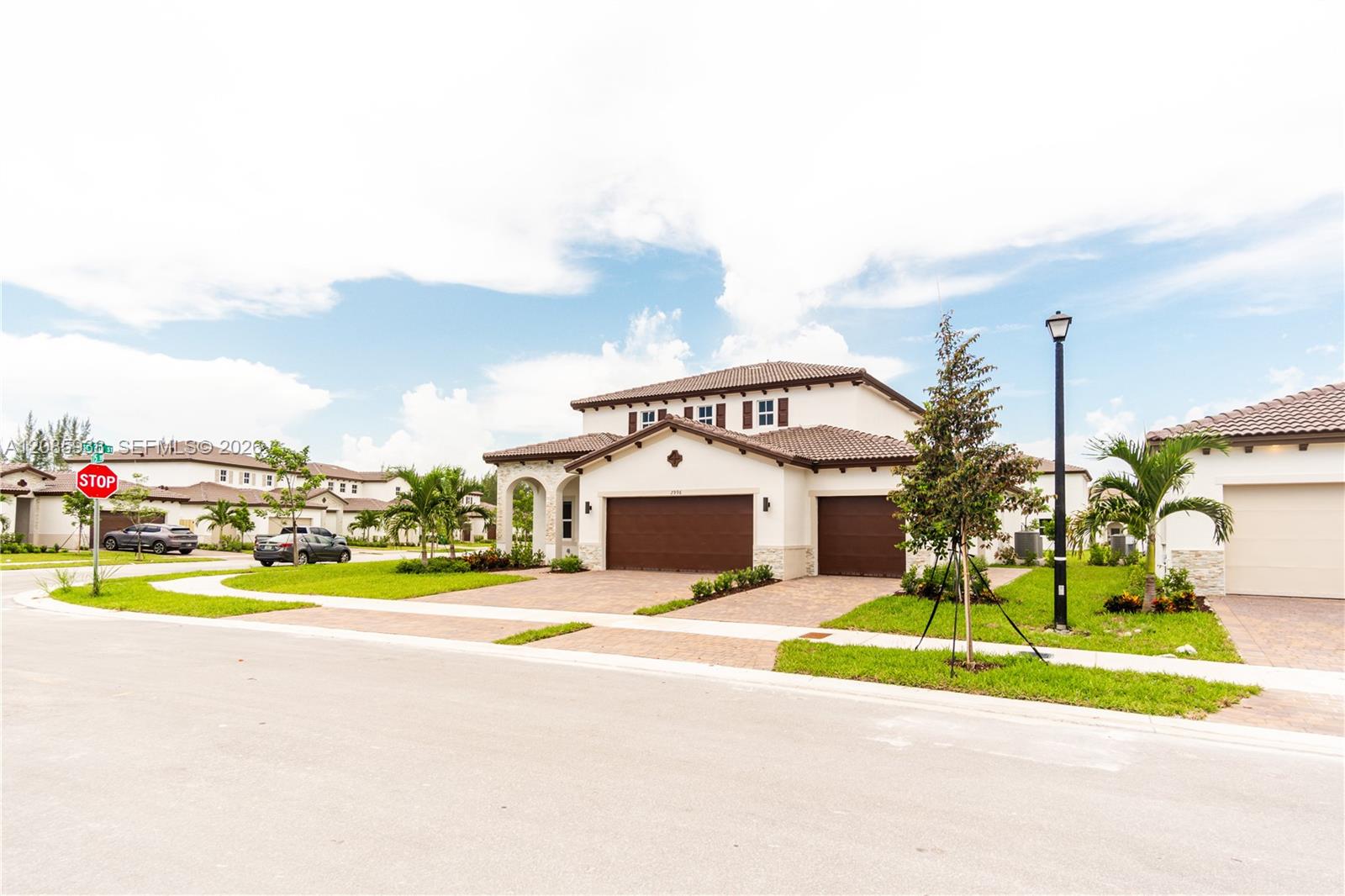 2996 SE 25th Terrace