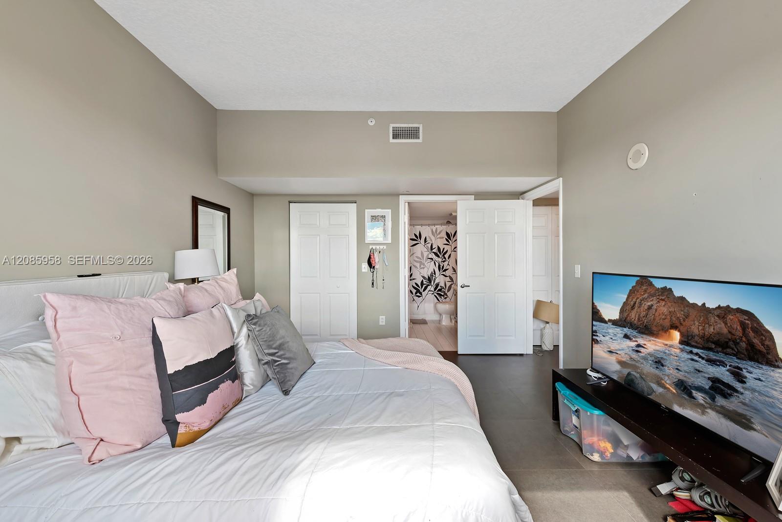 3000 Coral Way