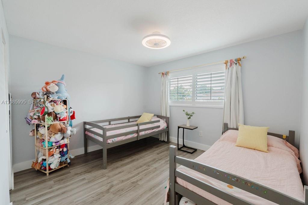 1732 SW 103rd Place