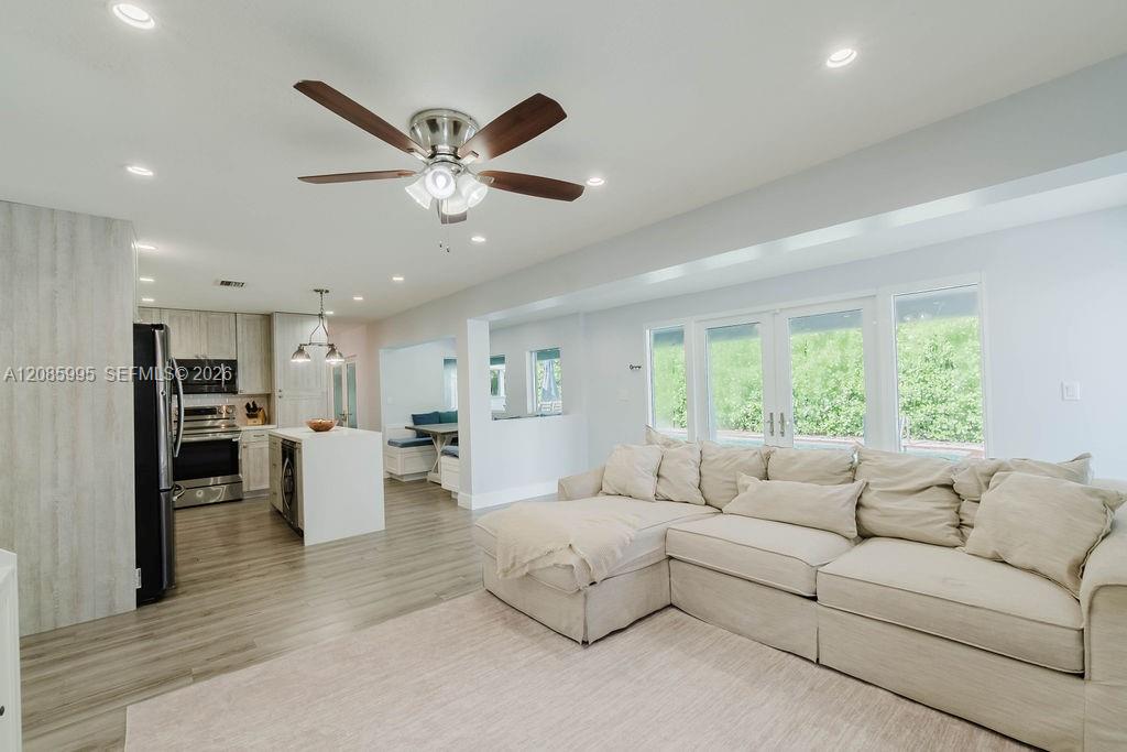 1732 SW 103rd Place
