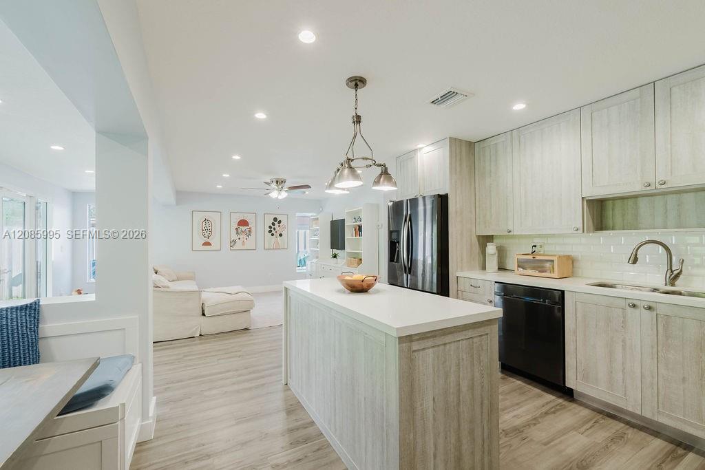 1732 SW 103rd Place