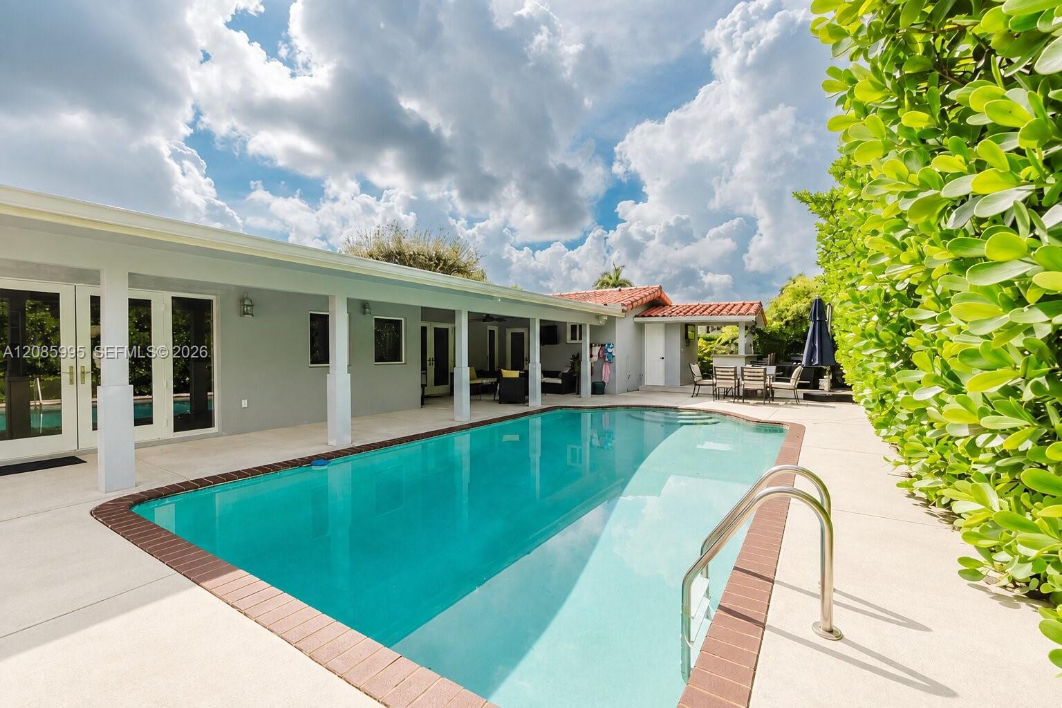 1732 SW 103rd Place