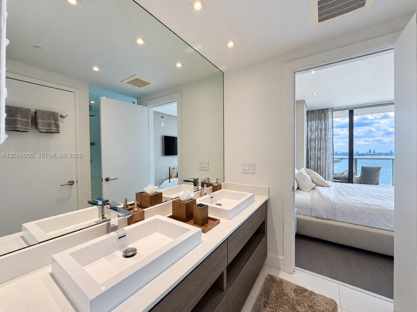 460 NE 28th Street