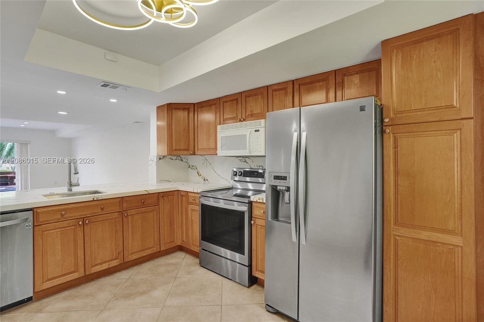 2689 NE 165th Street