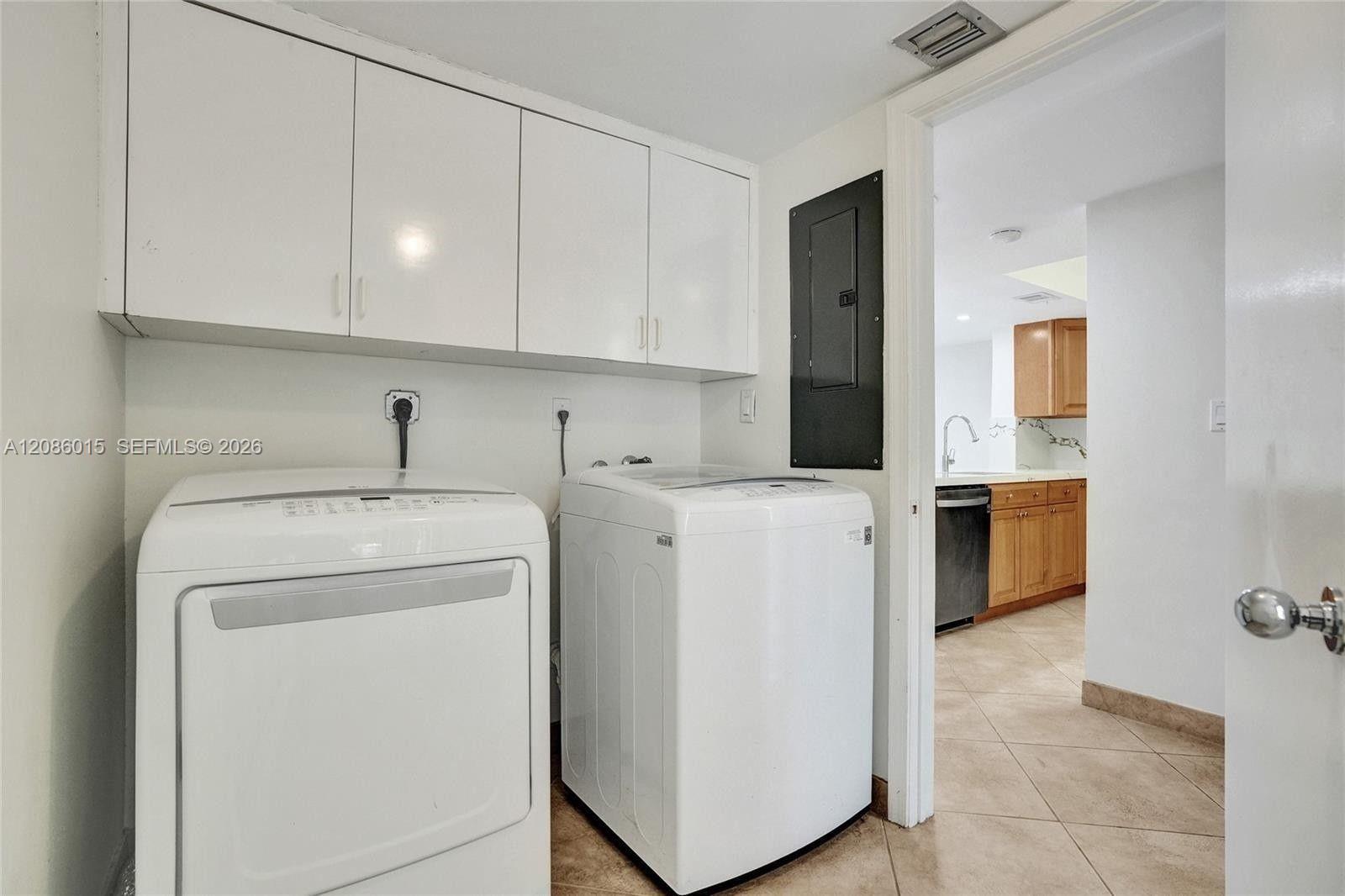 2689 NE 165th Street