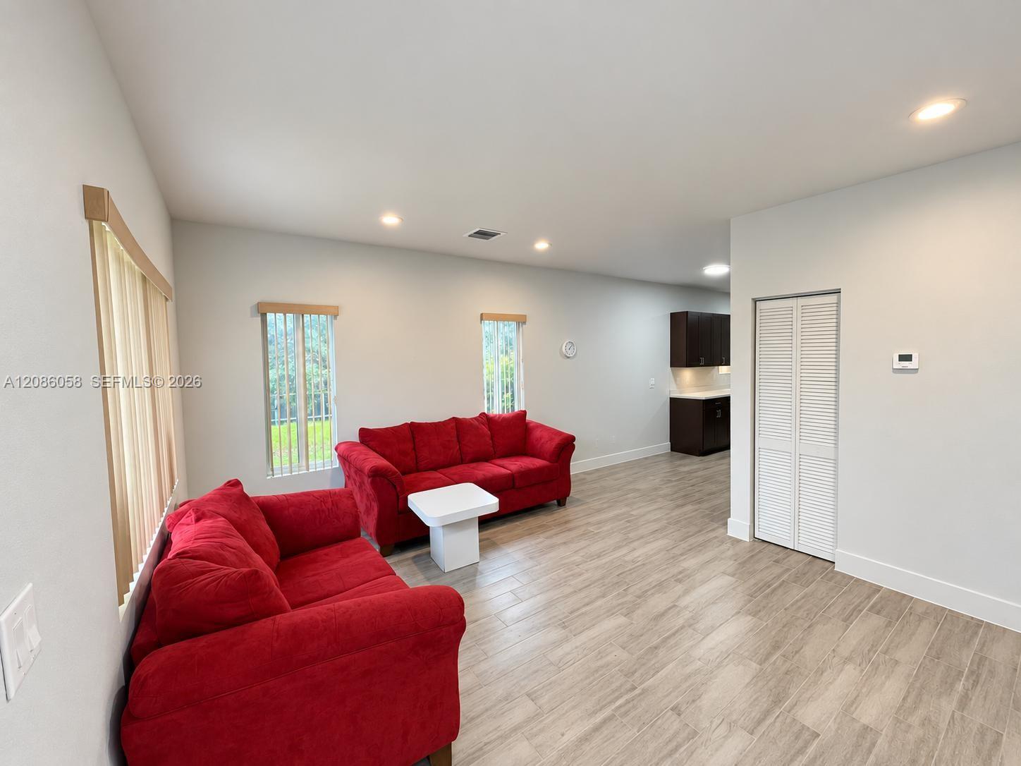 4420 NW 30th Avenue