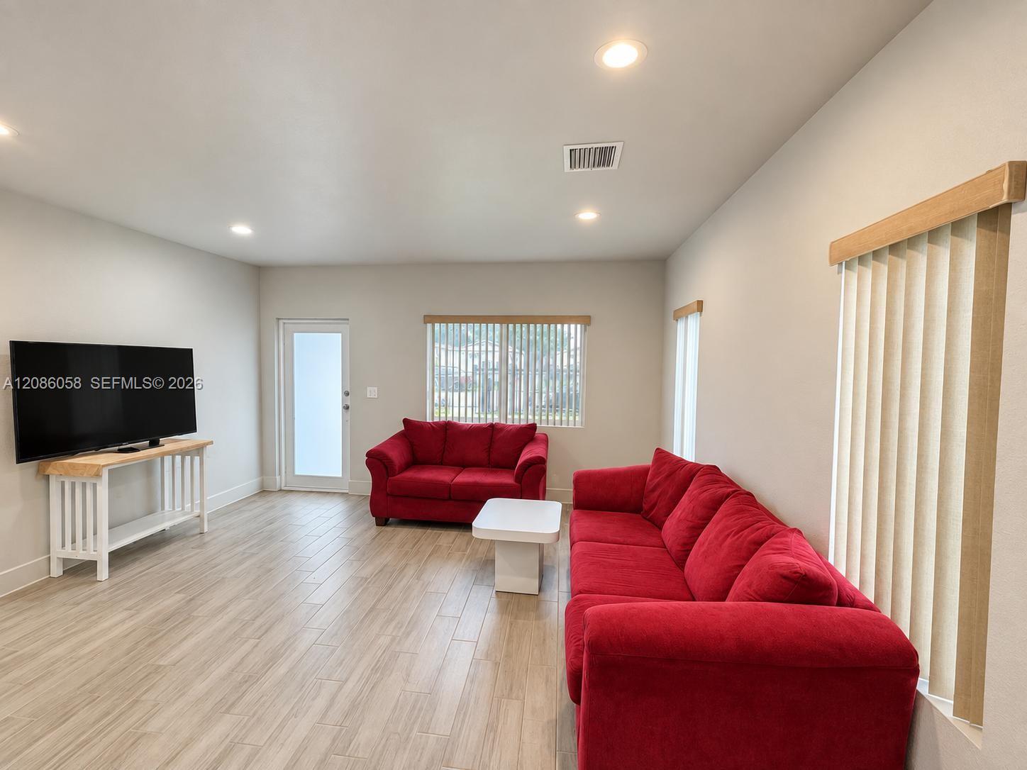 4420 NW 30th Avenue