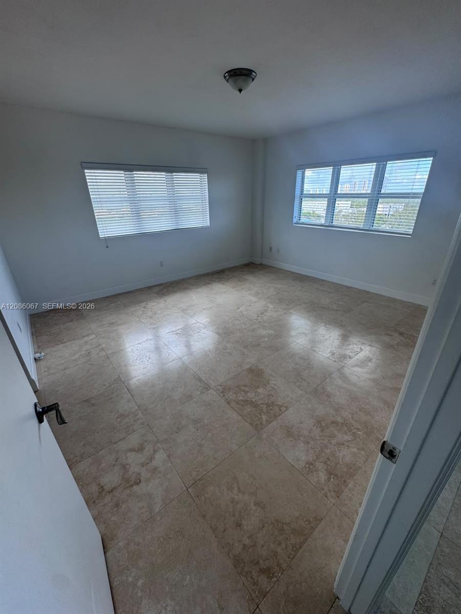 15051 Royal Oaks Lane