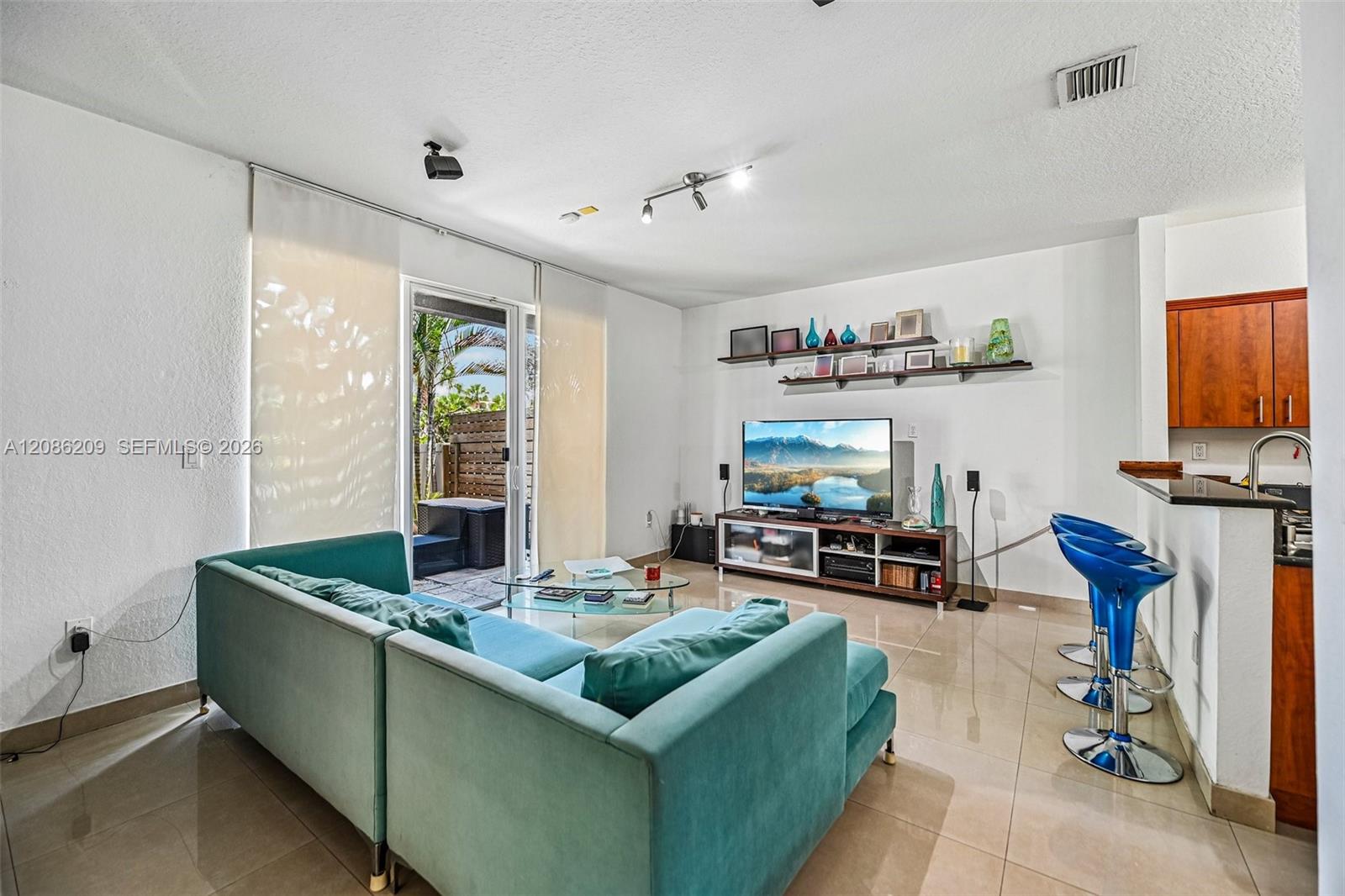 8175 NW 114th Place