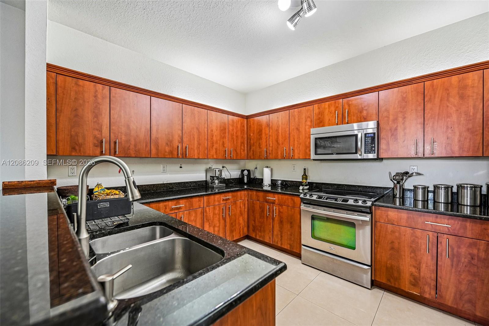 8175 NW 114th Place
