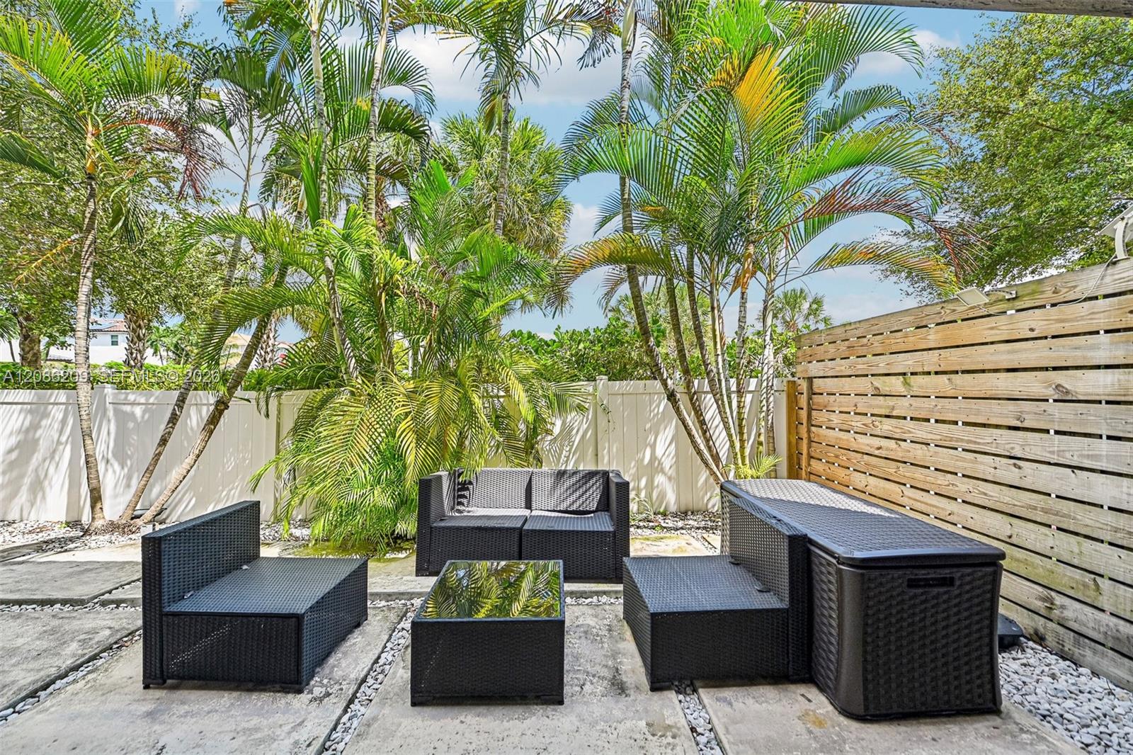 8175 NW 114th Place