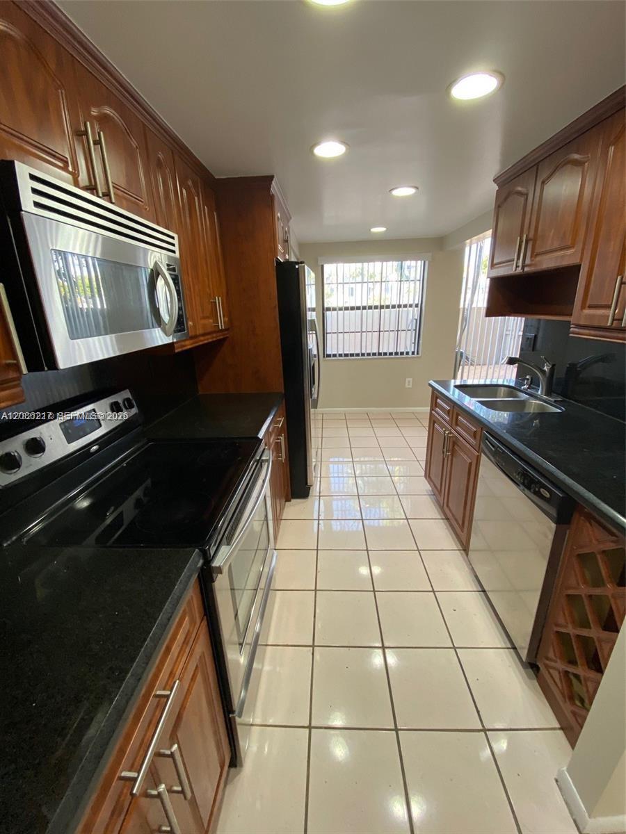 12241 SW 16th Terrace