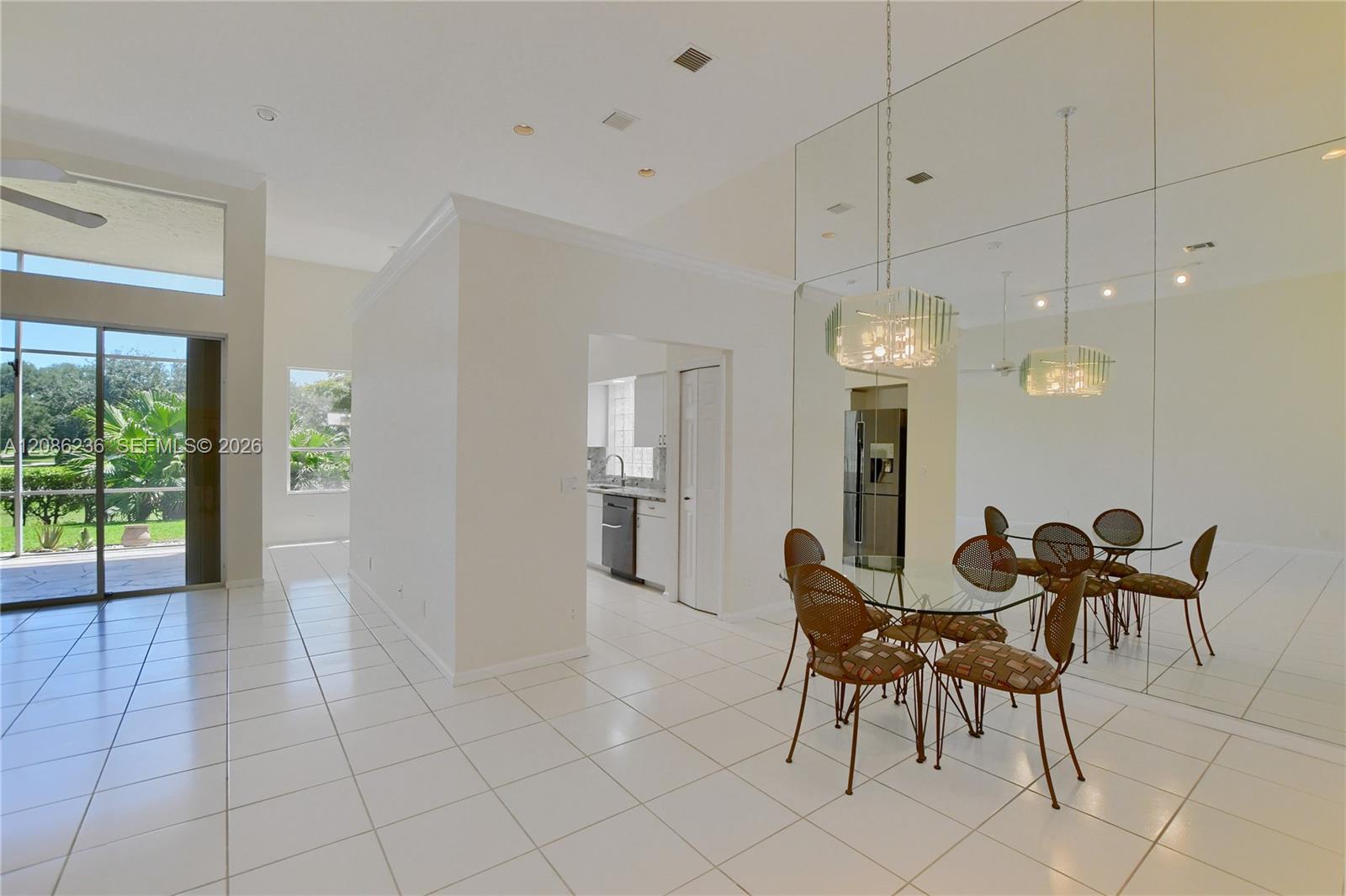 11622 Creekside Drive gallery image #12