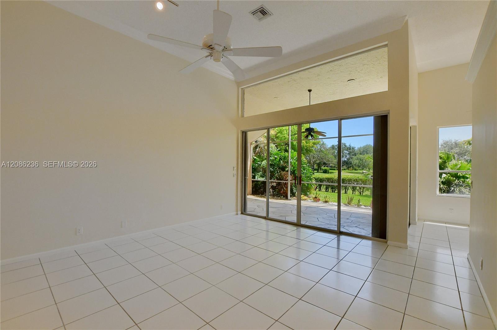11622 Creekside Drive gallery image #16