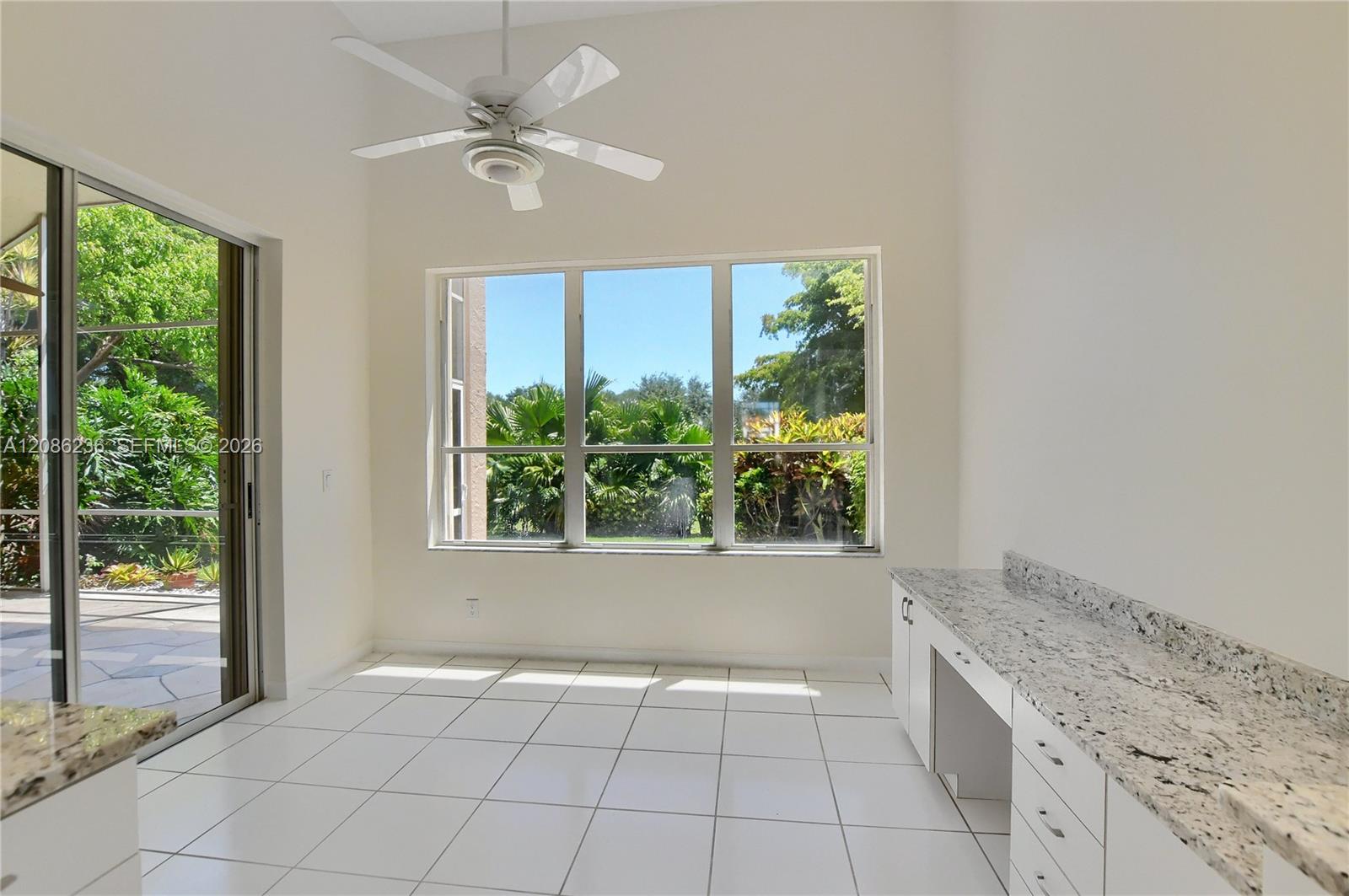 11622 Creekside Drive gallery image #24