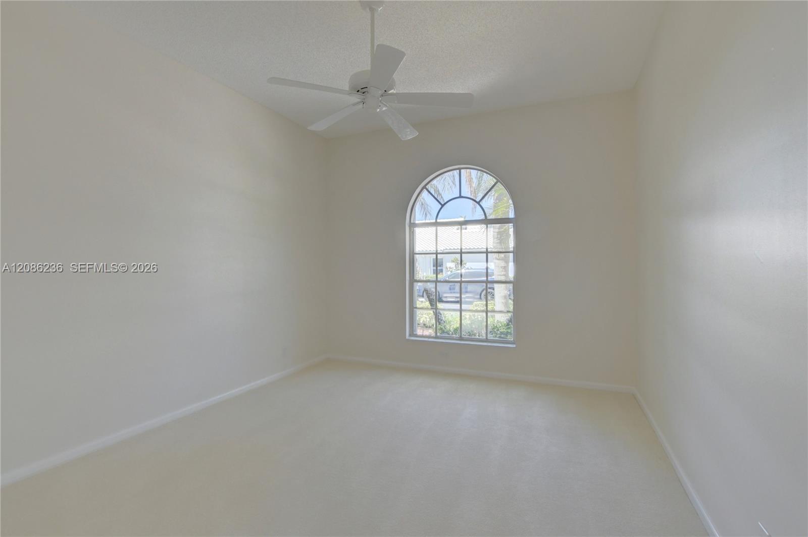 11622 Creekside Drive gallery image #25