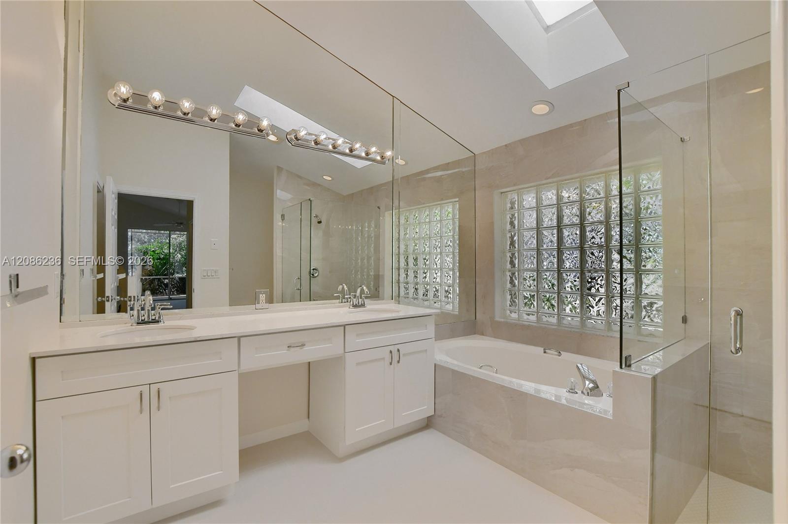 11622 Creekside Drive gallery image #33
