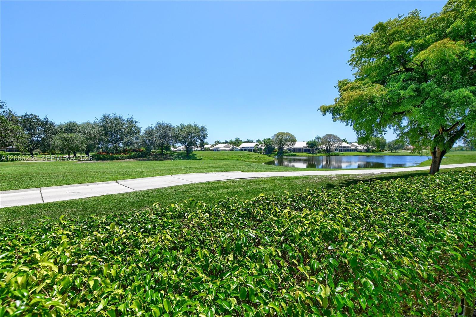 11622 Creekside Drive gallery image #42
