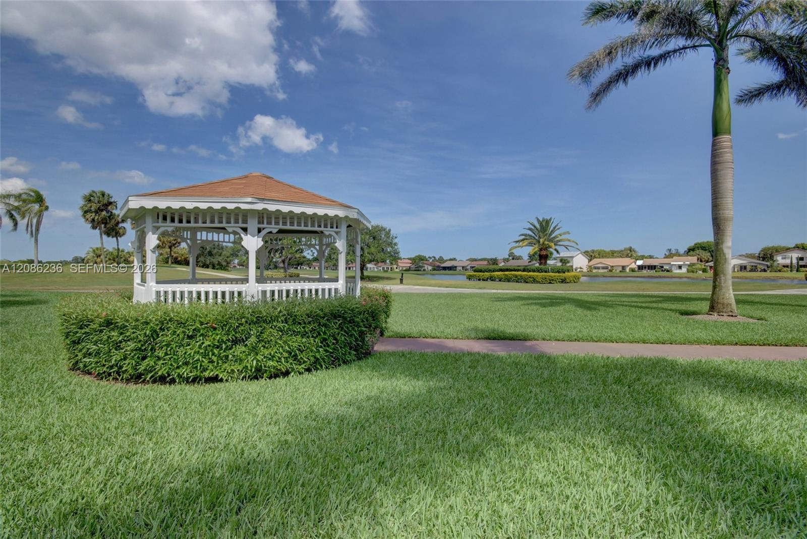 11622 Creekside Drive gallery image #64