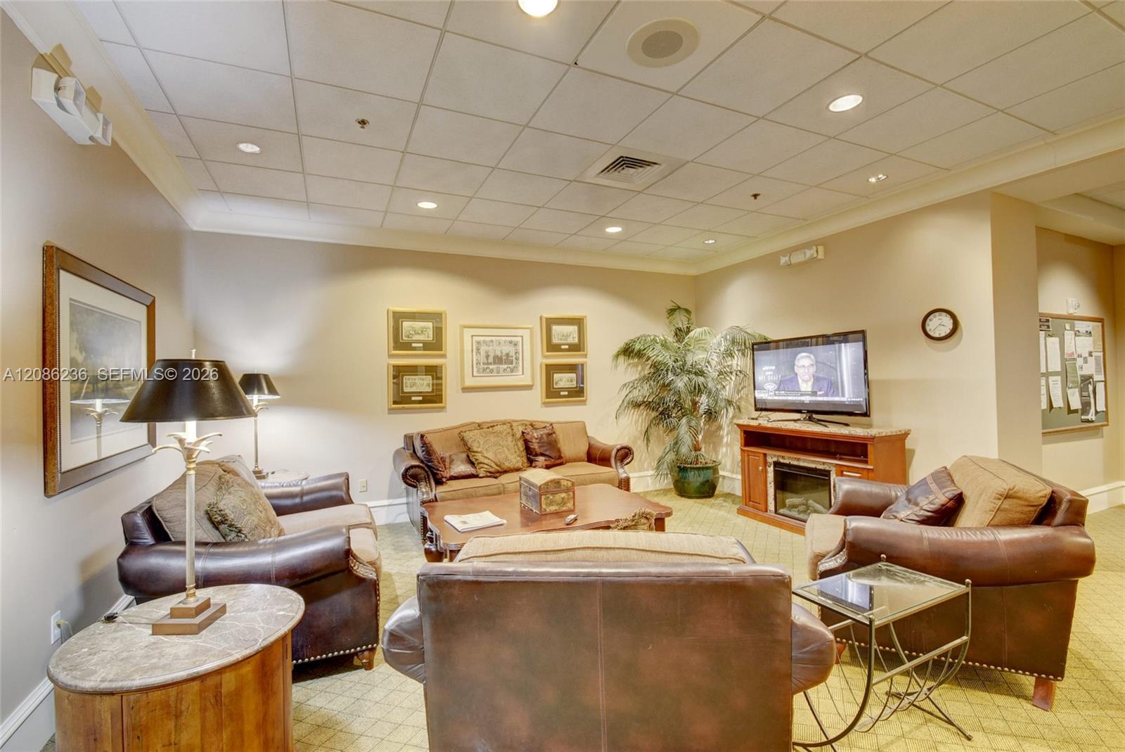 11622 Creekside Drive gallery image #73