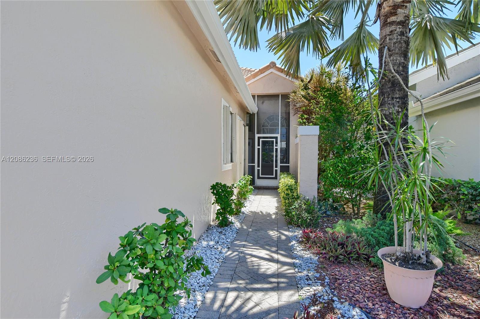 11622 Creekside Drive gallery image #9