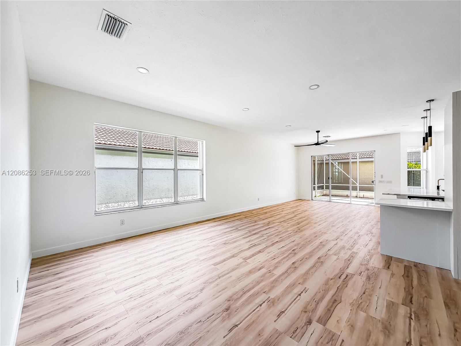 11900 Mataro Avenue gallery image #11