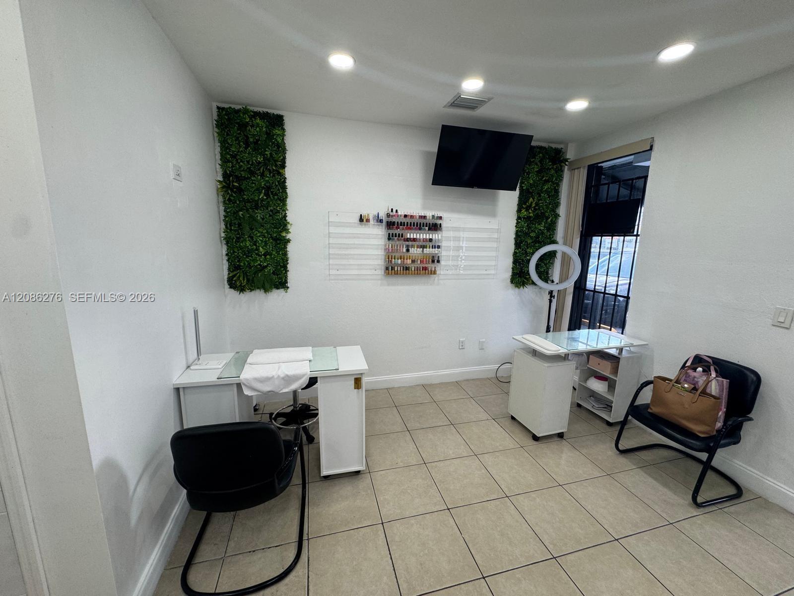 Little Havana Little Havana Full-service Beauty Salon For Sale