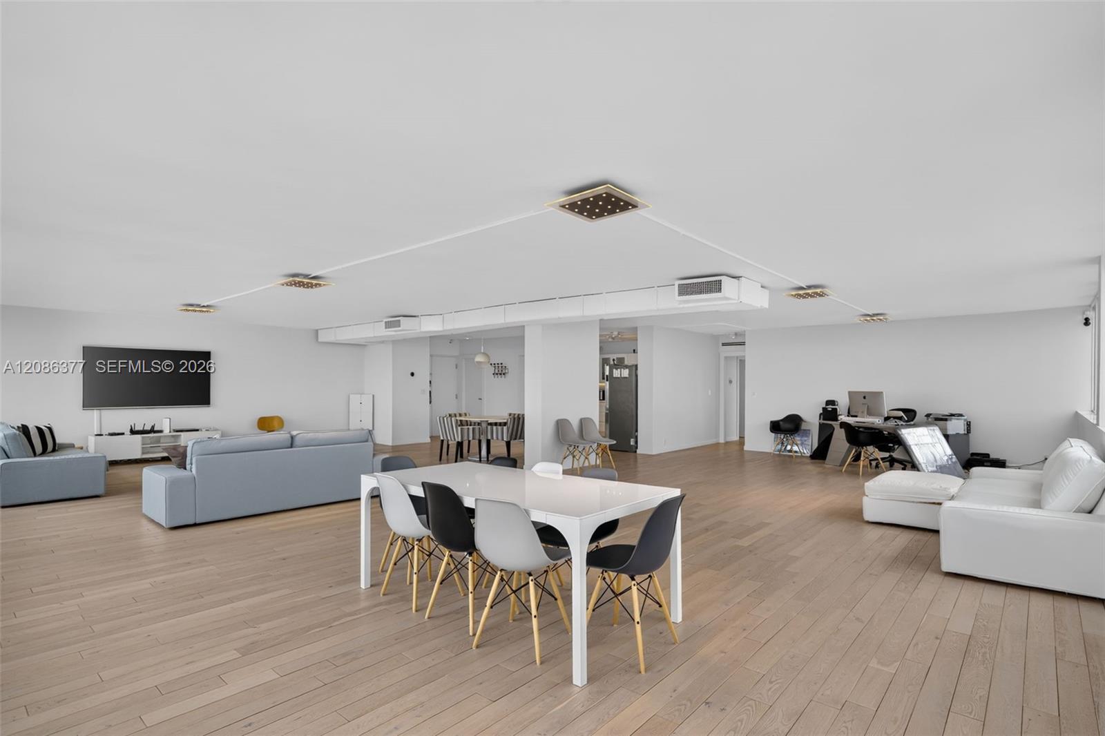 2150 Sans Souci Boulevard