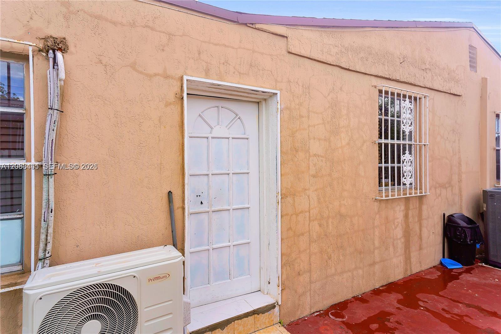 9460 NW 35th Court
