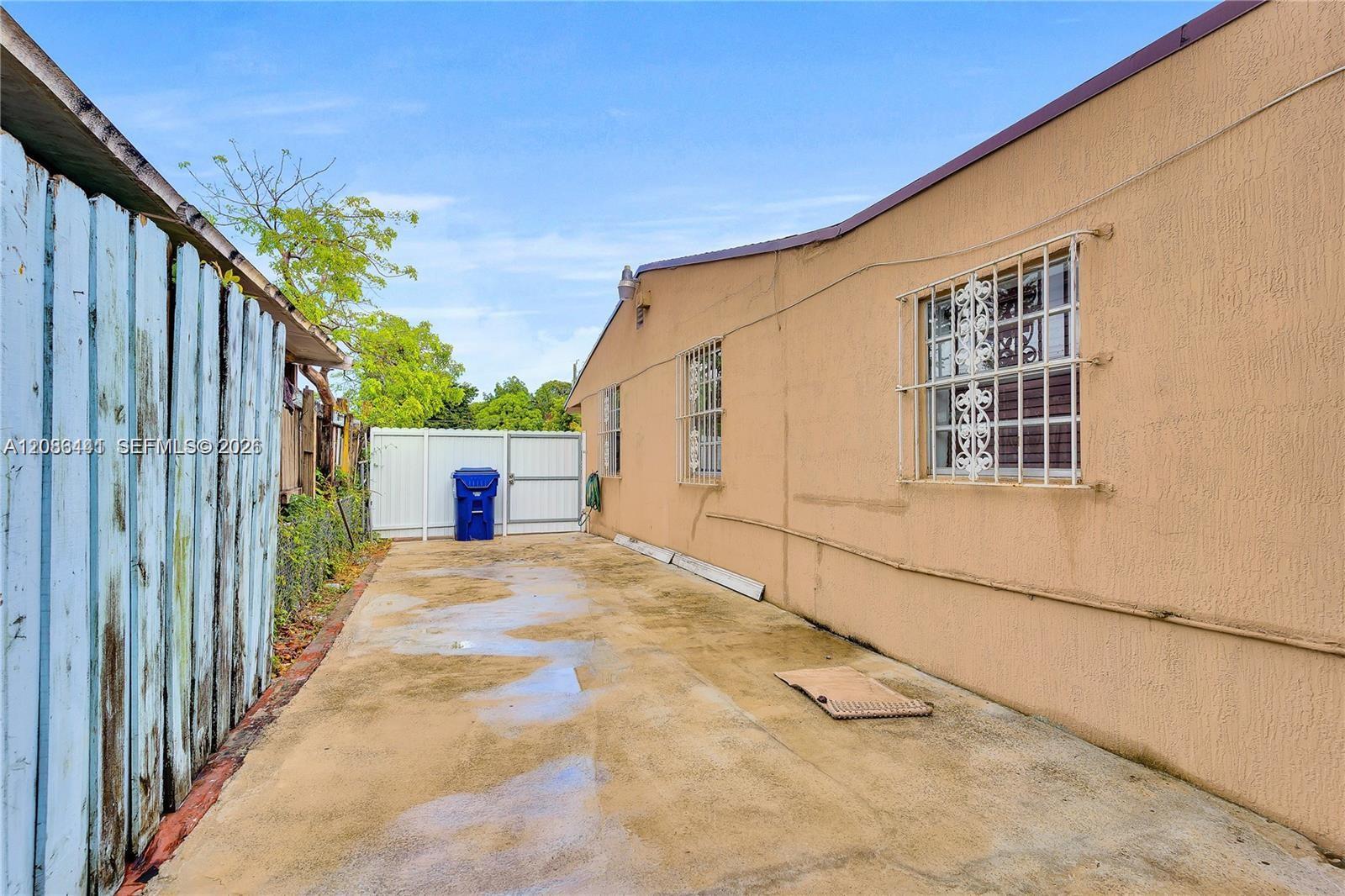 9460 NW 35th Court