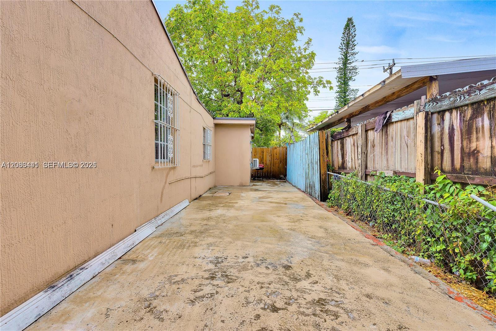 9460 NW 35th Court