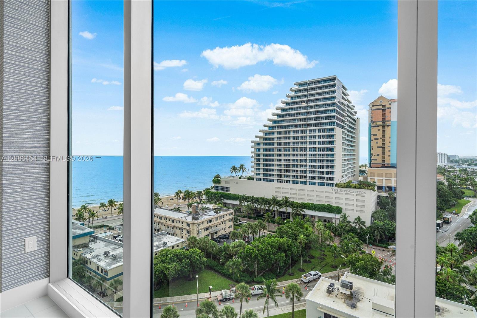 153 N Seabreeze Boulevard