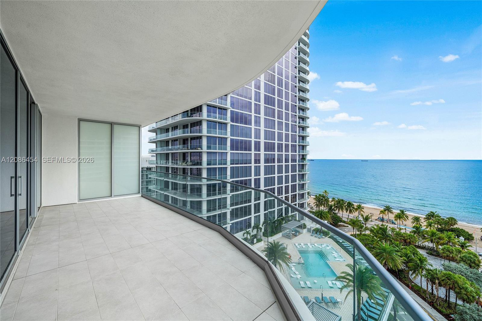 153 N Seabreeze Boulevard