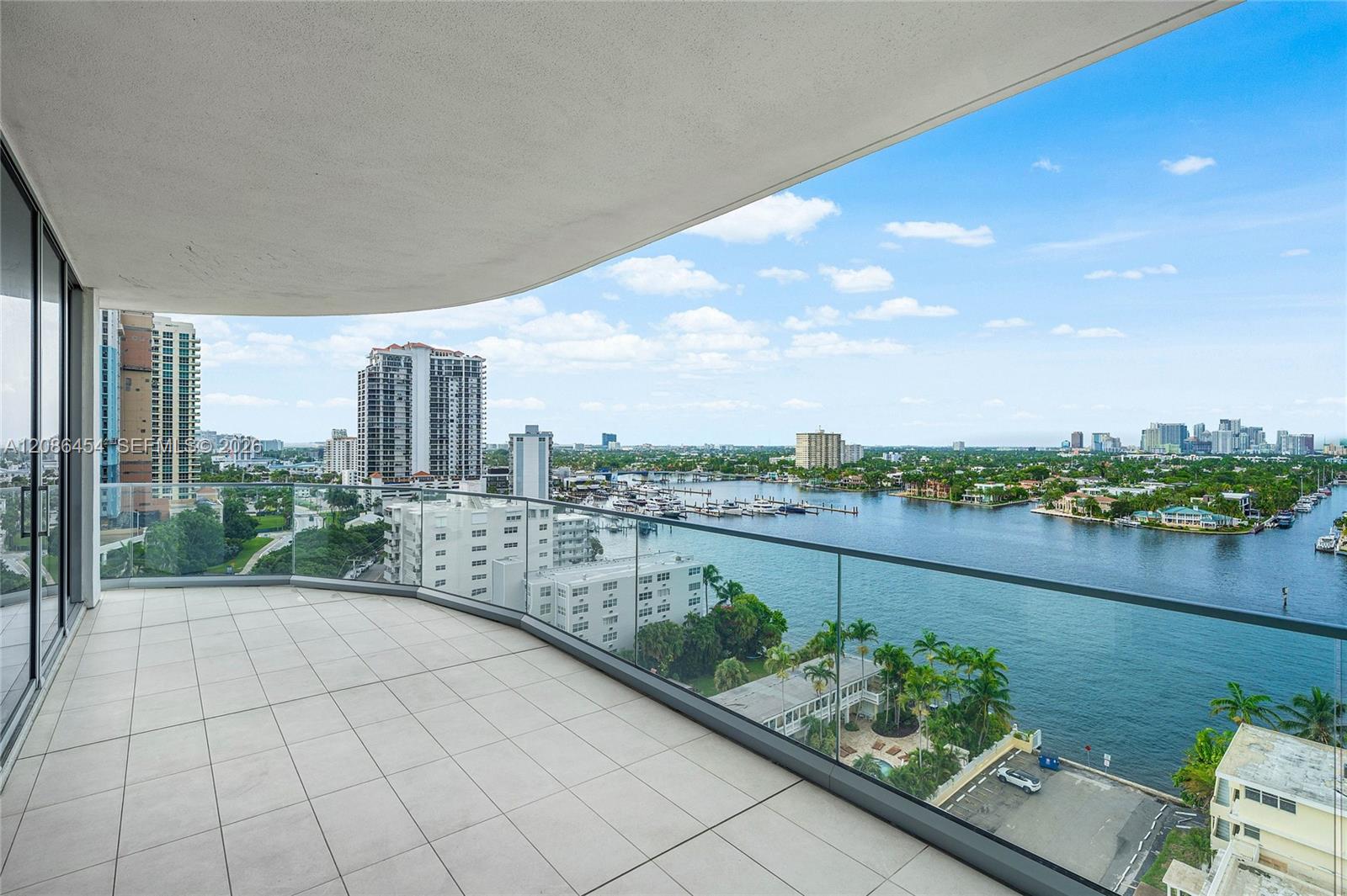 153 N Seabreeze Boulevard