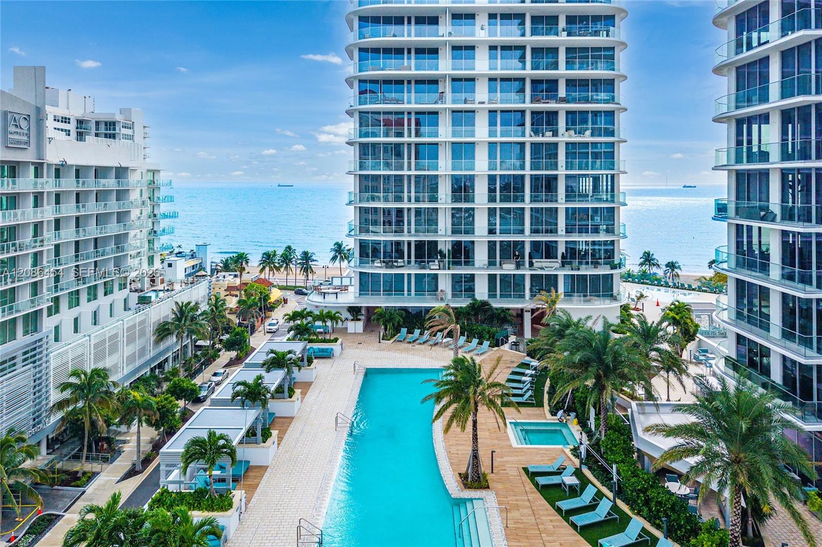 153 N Seabreeze Boulevard