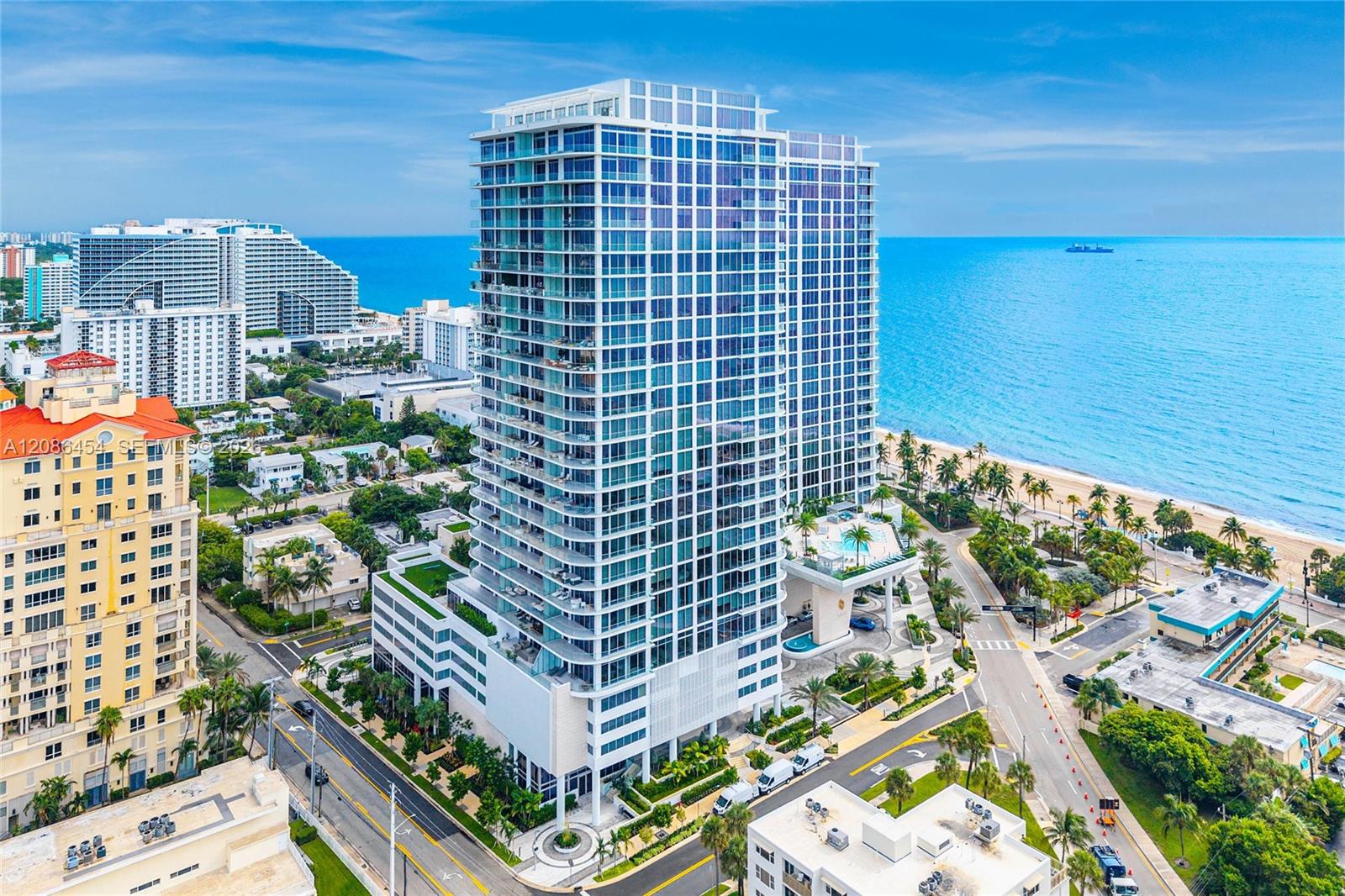 153 N Seabreeze Boulevard