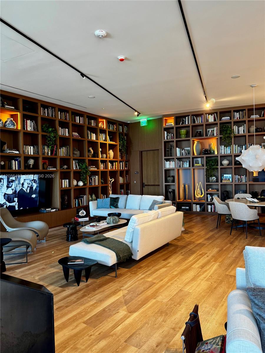 1400 Biscayne Boulevard gallery image #27