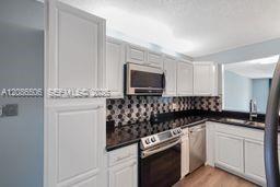600 NW 214th Street