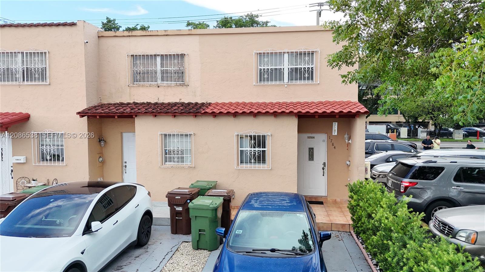 1784 W 56th Terrace