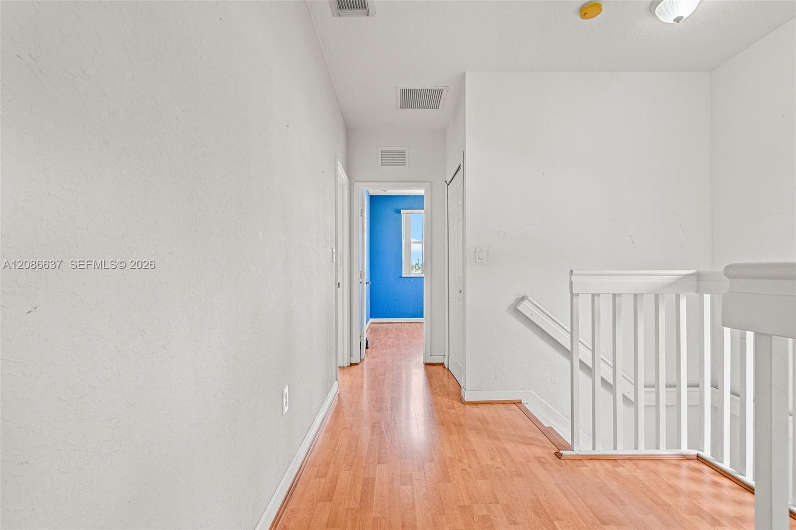 11401 NW 76th Terrace