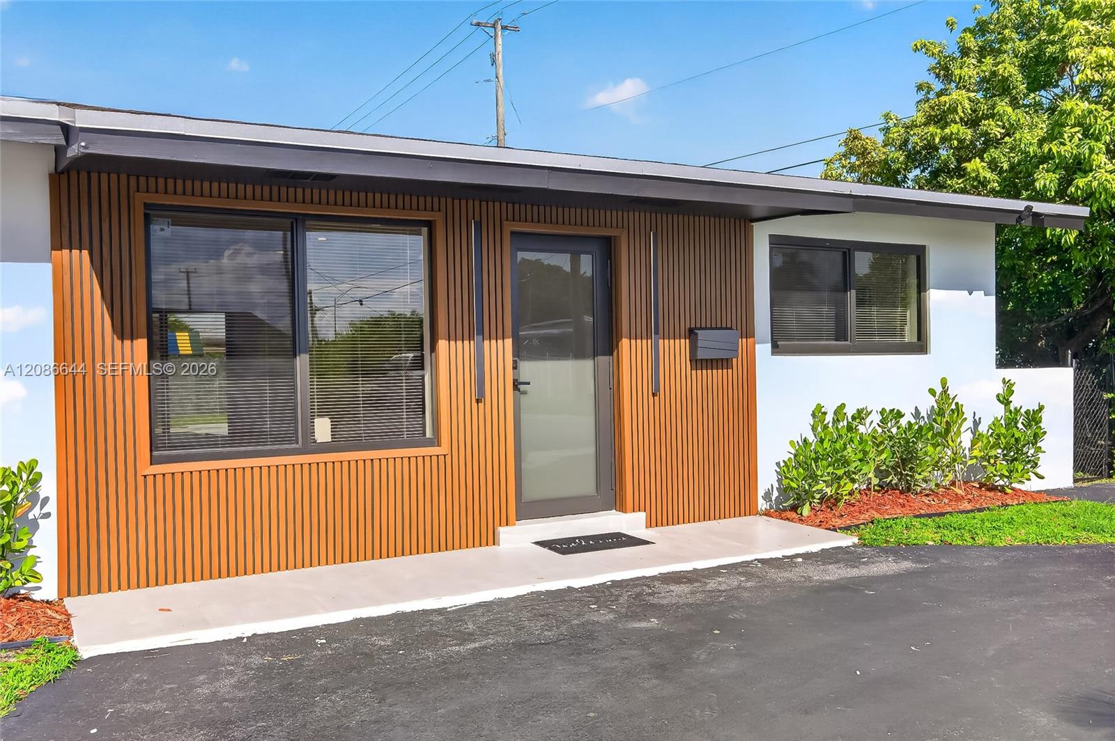 3210 SW 94th Court