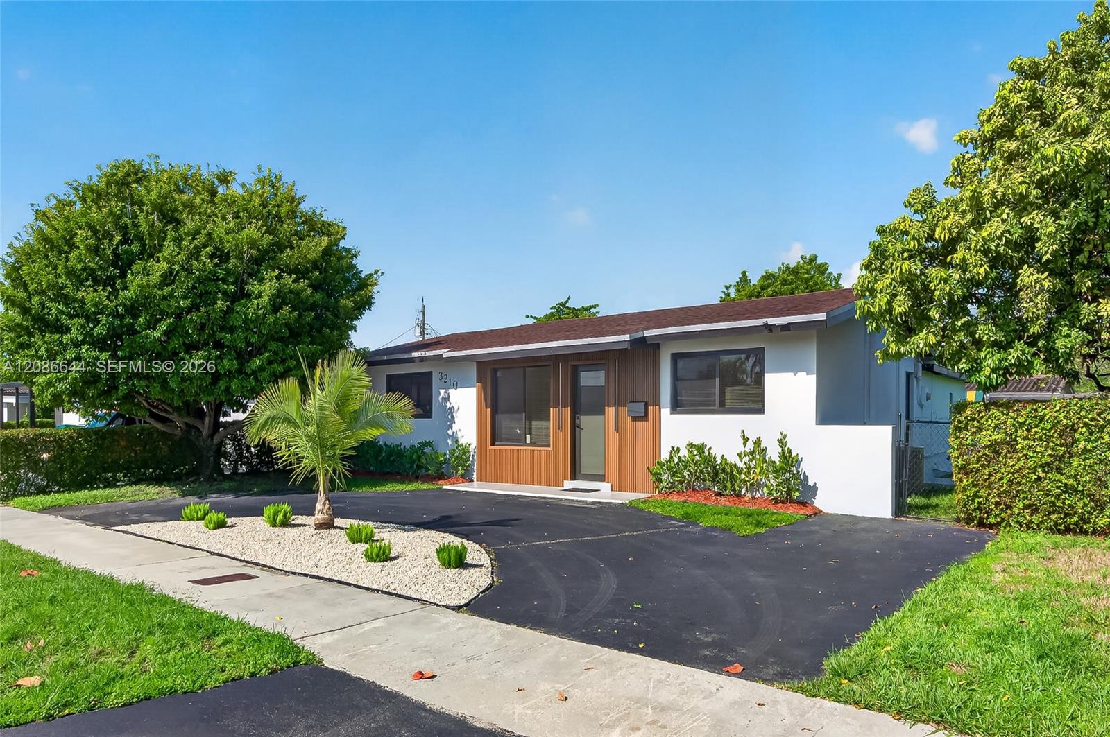 3210 SW 94th Court