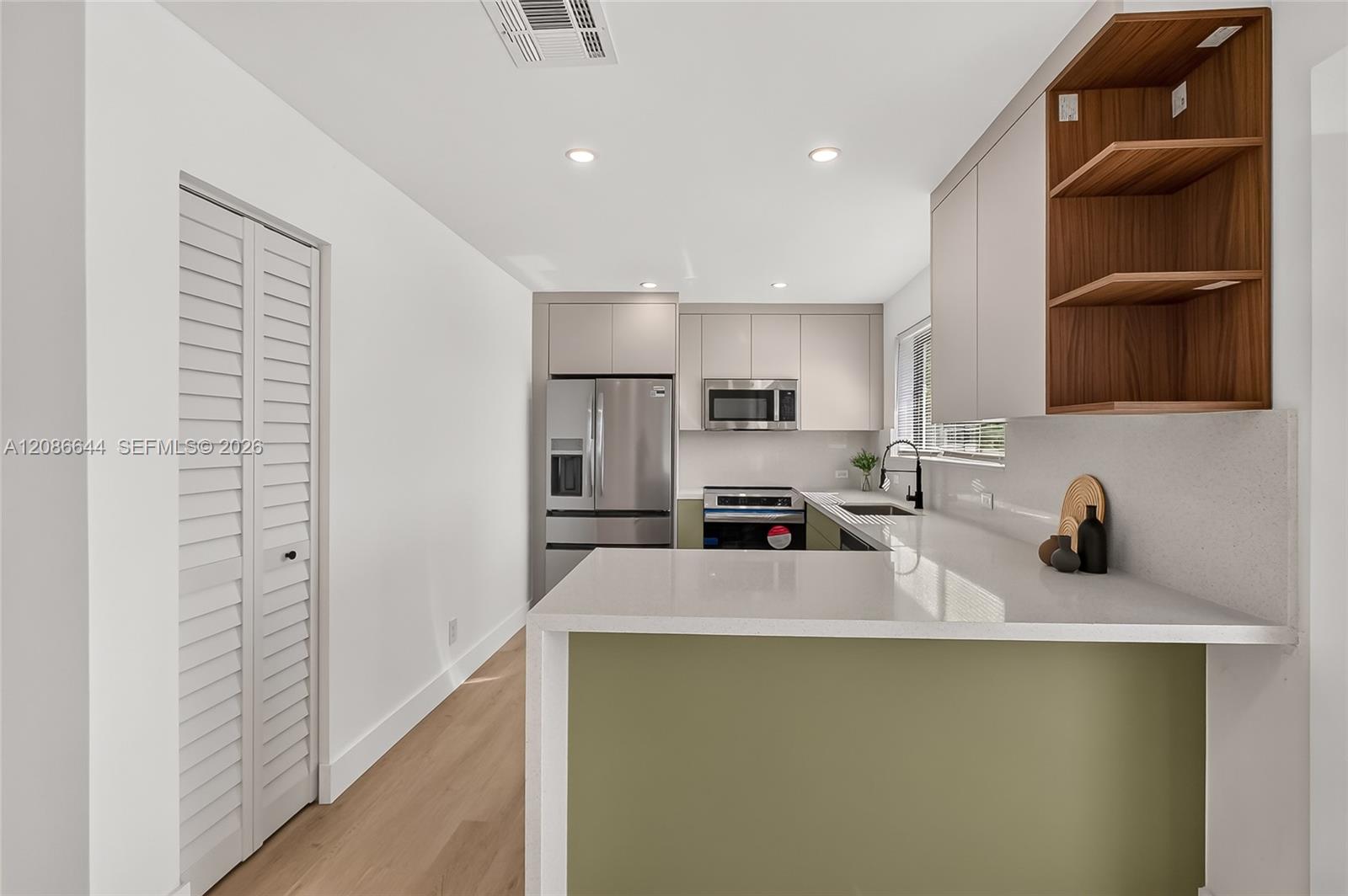 3210 SW 94th Court