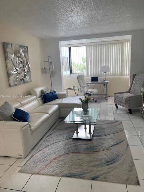 5033 NW 7th Street