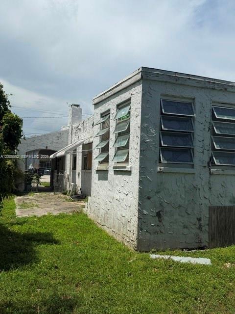 3322 SW 9th Street