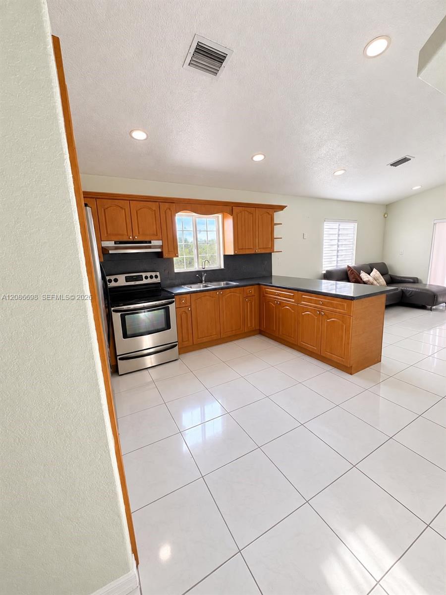 8010 NW 186th Terrace