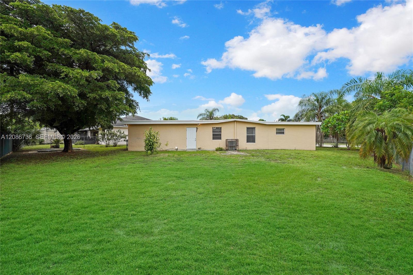 5618 Cinnamon Drive